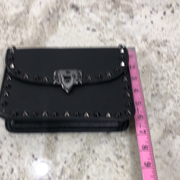 Bags - Picture 9 of 10